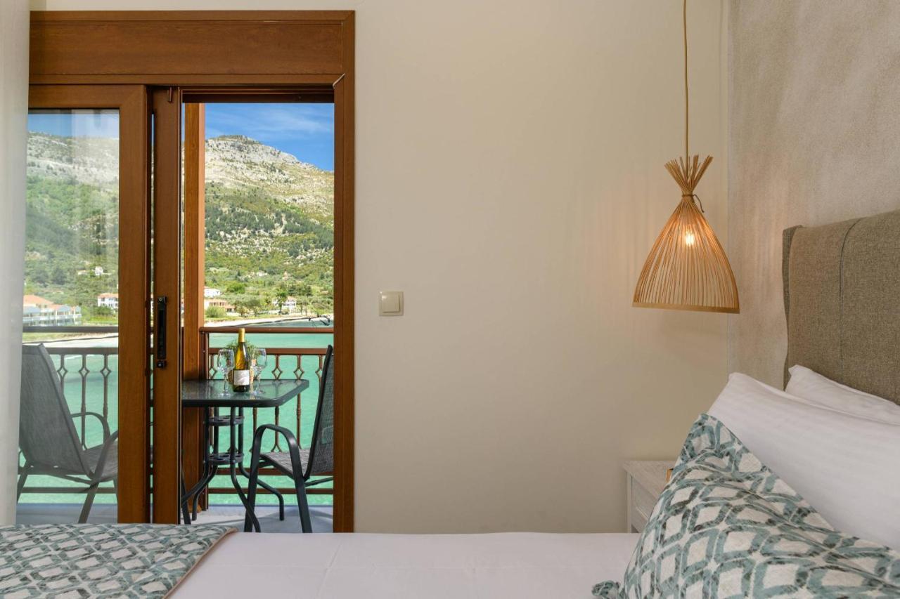 Faros View Bed and Breakfast Κοίνυρα Εξωτερικό φωτογραφία
